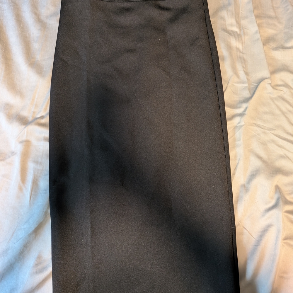 Forever 21 Classic Black Pencil Skirt